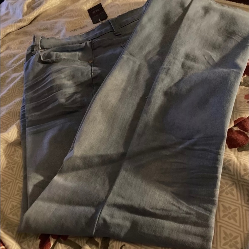 NINA ROSSI  Boot Cut Jeans Light Wash Plus Sz 18